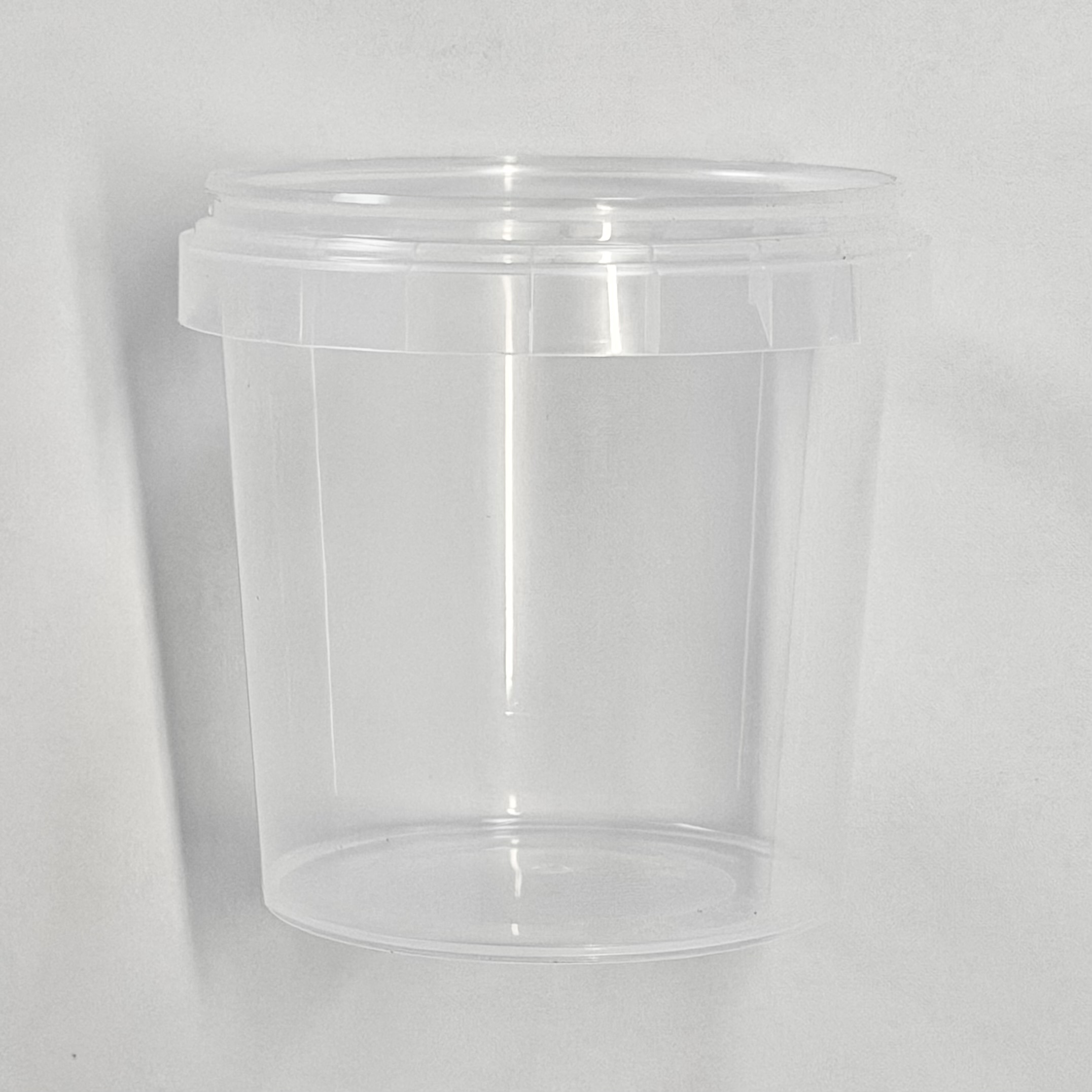 Plastbæger 155 ml